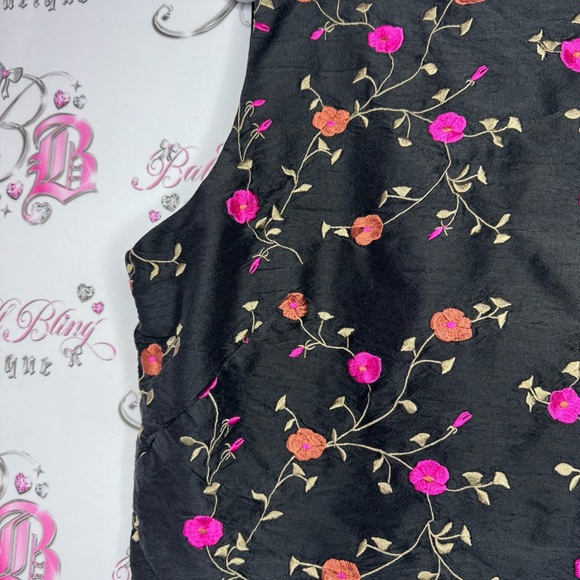 Karen Kane tank top blouse silk embroidery flowers Floral Embroidered Black Top - Picture 7 of 8